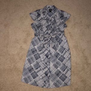 Gorgeous maternity dress by Motherhood